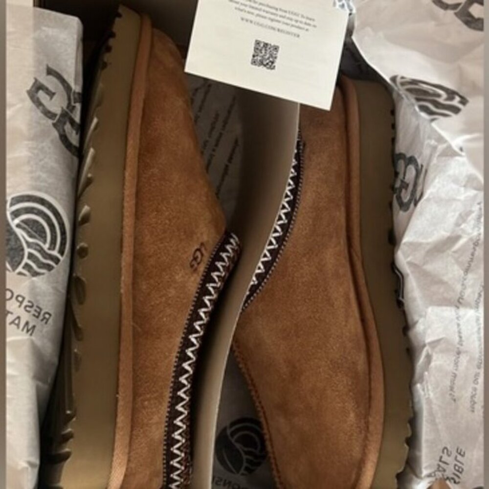 NEW UGG Women's Tasman Chestnut - Size 6-9 Sheepskin Slipper Shoe Clog Mules - Picture 2 of 7